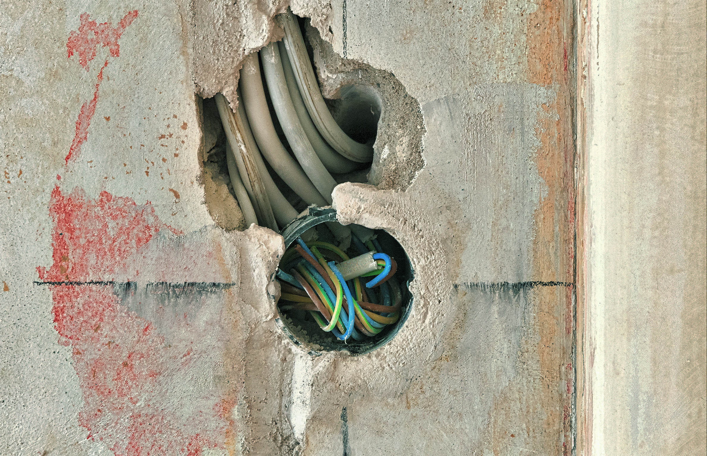 Als Elektriker für Energie- und Gebäudetechnik kümmert sich die Firma Cummerow Elektro-Anlagen in der Metropolregion Hamburg um die komplette Hauselektrik. Und wir uns um das Marketing und die Werbung.